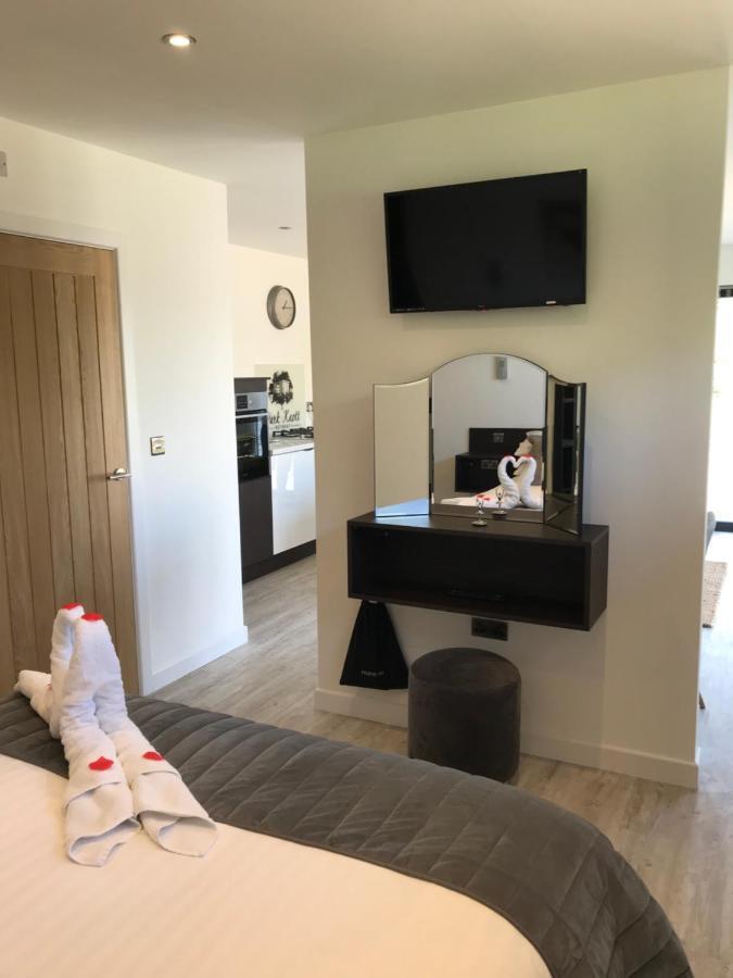 Parkknott Retreat Luxury Lodge With Private Hot Tub Askam in Furness Екстер'єр фото